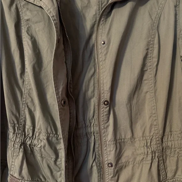 Ladies Maurice’s Green Size Large Jacket, Zips or Snaps up with Pockets - Picture 3 of 6
